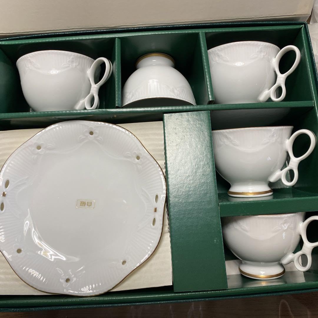 Amazon.co.jp: GEORGE CINQ 食器5点セット ホビー グッズ : ホーム